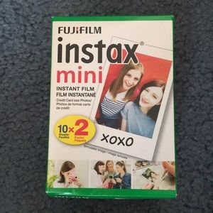 FujiFilm instax mini instant film